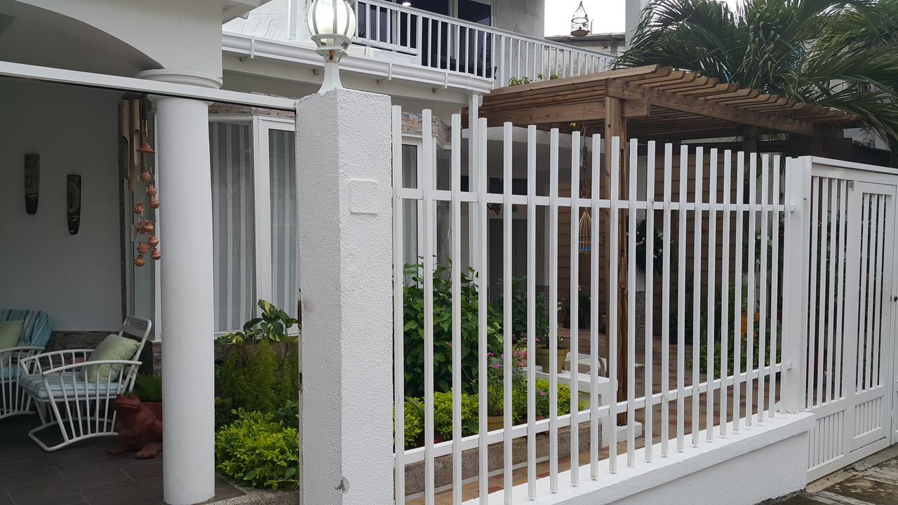 Hospedaje Solymar Sarie Bay San Andres  Exterior photo